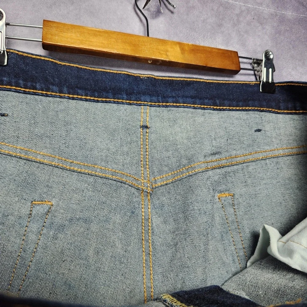Levis 550 Mens Relaxed Fit‎ Dark Wash Tapered Leg Blue Jeans 42 to 44x32 Pants